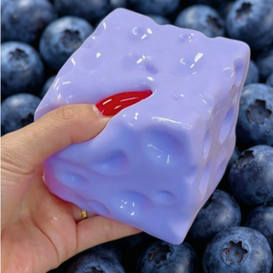 New Blueberry Cheese Cake Squi - Party Games Questions 评论和价格